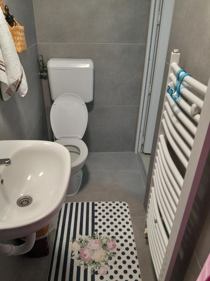 Apartmani Bet Gradacac 1 Maj Broj 24 Exterior photo